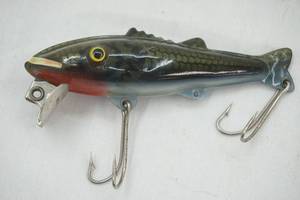 lot 440 image: Vintage Elkhart Outing metal lure