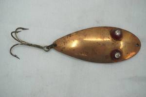 lot 468 image: Vintage Flash Eye Spoon Lure Paul Bunyan Bait Co.
