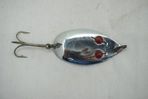 lot 470 image: Vintage Hofschneider Corp. Devi-Lure
