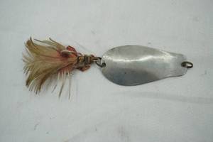 lot 473 image: AntiqueVintage Spoon Lure