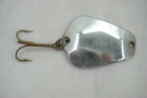 lot 479 image: Vintage Bug-Spoon Fishing Lure