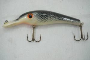 lot 507 image: Vintage Lindy Little Joe Young Shadling White Perch