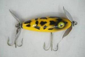 lot 510 image: Vintage Shakespeare Spinning Krazy Kritter Fishing Lure