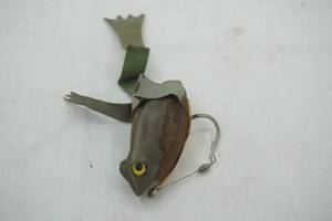 lot 521 image: Vintage Rubber Frog Fishing Lure