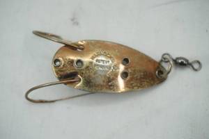lot 531 image: Vintage Warnocks Wobbling Frog