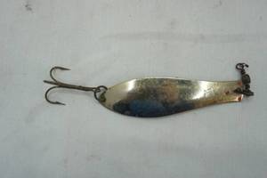 lot 538 image: Vintage KB Spoon Lure Doctor