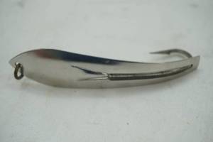 lot 569 image: Vintage L.B. Huntington Drone Fishing Lure