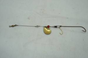 lot 574 image: Vintage Spinner bait Lure