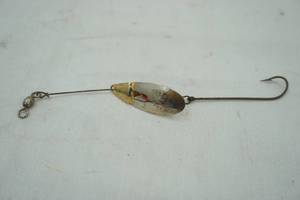 lot 575 image: Vintage Marathon June Bug Spin