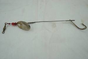 lot 577 image: Vintage Spinner bait Lure
