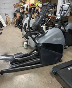 Octane XT4700 Elliptical