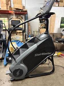 lot 15 image: Stairmaster Stepmill