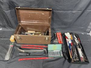 lot 8 image: Comprehensive Tool Set with Metal Toolbox
