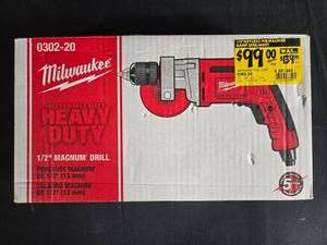 lot 32 image: Milwaukee 12 Magnum Drill 8 Amp Model 0302-20