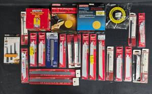 lot 71 image: Collection of Various Blades and Sanding Accessories