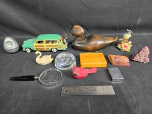 lot 151 image: Assorted Collection of Home Decor and Miscellaneous Items