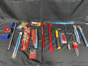 lot 155 image: Set of Hand Tools and Accessories in Storage Box