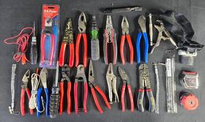 lot 224 image: Large Lot of New and Used Hand Tools and Accessories Set