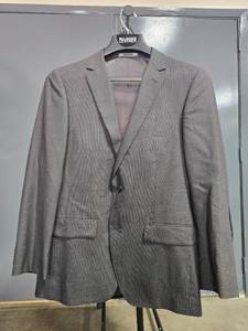 lot 261 image: Collection of 4 Mens Suit Jackets