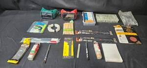 lot 287 image: Lot of Mixed Household Hardware and Tool Accessories