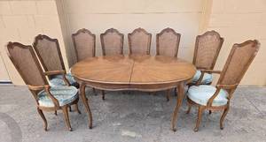 lot 370 image: Vintage Dining Table Set with Caned Back Chairs