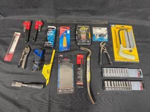 lot 380 image: Comprehensive Assortment of Hand Tools and Accessories Set