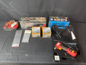 lot 401 image: Assorted Garage Tools Bundle including CarVac, Suction Cup Lifter, and Drill Doctor