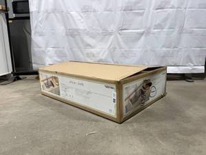 lot 54 image: 33x22 Single Bowl Drop In Sink  Damaged