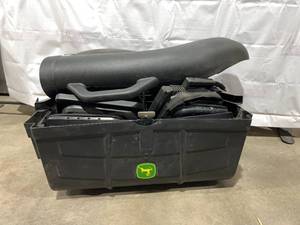 John Deere 100 Series2 Bagger for 48" Deck Size