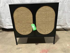 lot 123 image: Rattan Cabinet