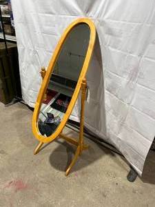 lot 28 image: Decorative Full Length Mirror