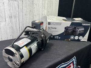 lot 182 image: Jet Pump 12HP