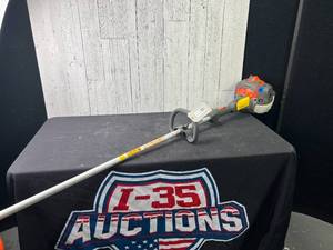 lot 189 image: Husqvarna 25.4cc String Trimmer