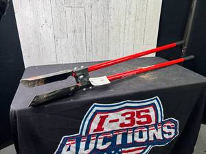 lot 203 image: Post Hole Digger