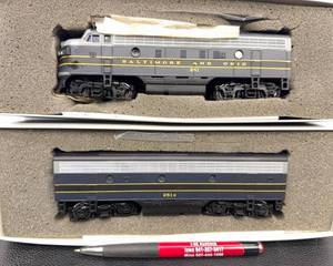 lot 1013 image: Bachmann 1121211214 HO Baltimore & Ohio EMD F7AF7B Diesel Locomotive