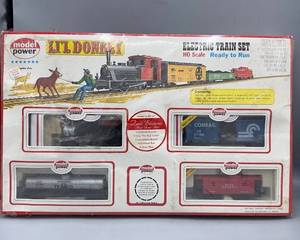 lot 1014 image: Lil Donkey Electric Train Set HO Scale No. 1024