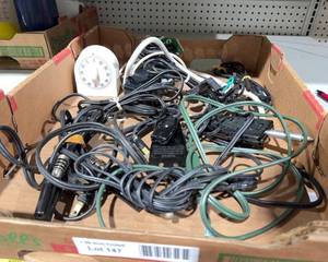 lot 547 image: Box of Assorted Electrical Cords and Connectors