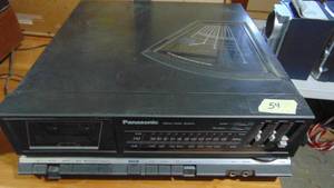 lot 54 image: Panasonic S6-X7 Cassette AMFM Receiver with Turntable