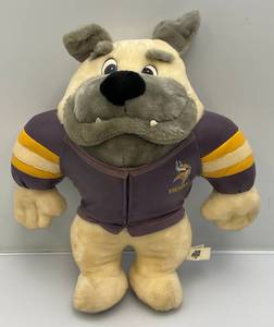 lot 24 image: Vintage 1998 Minnesota Vikings Bulldog Plush Toy (Needs Cleaning) Slight Smoke Smell Present) 16