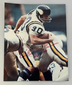 lot 128 image: Minnesota Vikings BILL BOOM BOOM BROWN Autographed 8 x 10 Photograph In Protective Sleeve