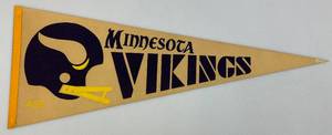 lot 152 image: Vintage 12 x 30 (1970s) Minnesota Vikings Pennant