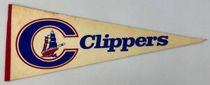 lot 153 image: Vintage 12 x 30 (1970s) Clippers Pennant