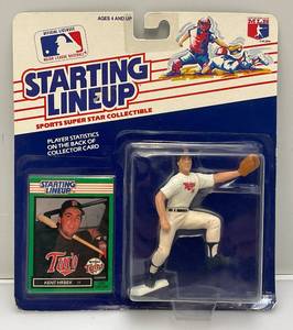 lot 162 image: 1989 Starting Lineup KENT HERBEK Baseball Figure (New Old Stock)
