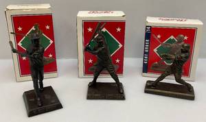 lot 172 image: Vintage Pepsi-Cola Minnesota Twins Statues Injcluding Harmon Killebrew & More (Pre-Owned In Original boxes) Herbek Missing Bat