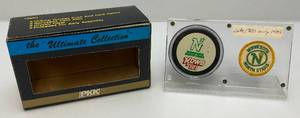 lot 192 image: Vintage 1960s-Early 70s Minnesota North Stars Patch & Hockey Puck In Acrylic Display