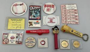 lot 232 image: Misc. Vintage Minnesota Twins Collectibles