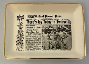 lot 240 image: Very RARE 1965 Minnesota Twins Pioneer Press Ceramic Tray  Theres Joy Today In Twinsville AL Champions 5 14 x 7 38