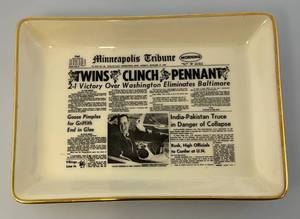 lot 241 image: Very RARE 1965 Minnesota Twins Pioneer Press Ceramic Tray  Twins Clinch Pennant AL Champions 5 14 x 7 38
