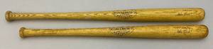lot 252 image: Vintage Louisville Pro Full Size Bats 1 Win Twins 29  1 Twins Logo 32