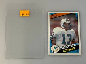 1984 TOPPS #123 Dan Marino ROOKIE Card (In Protective Sleeve)